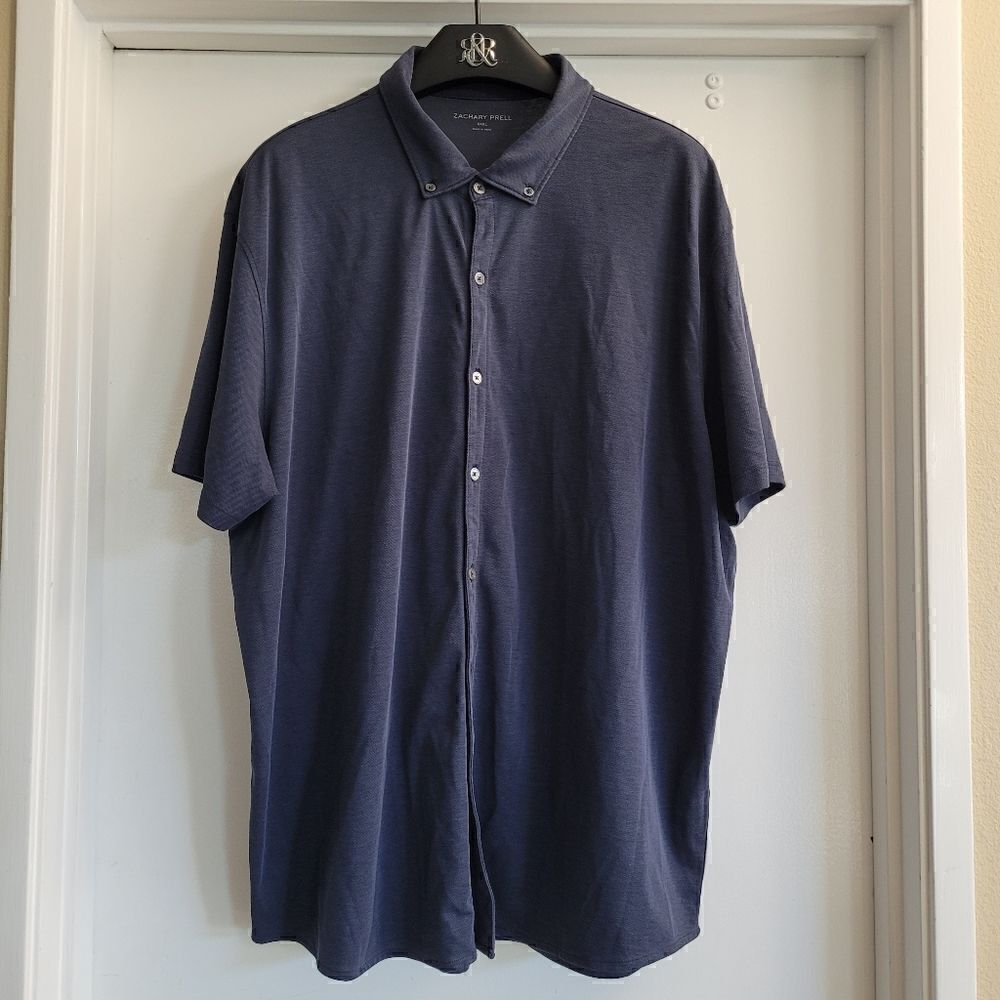 Zachary Prell heathered blue button down short sleeve shirt